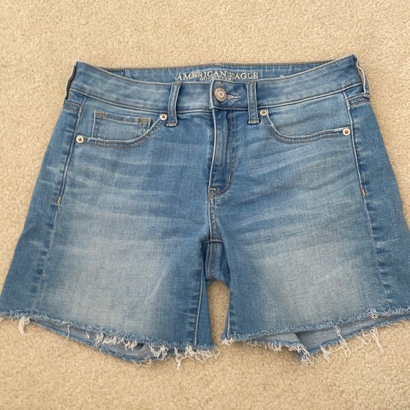 American Eagle Outfitters Pants - American eagle midi Jean shorts